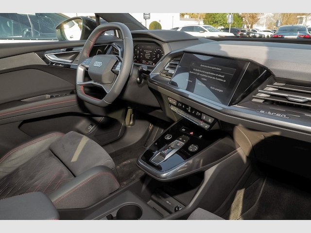 Audi Q4 e-tron SUV 45 e-tron Audi Q4 e-tron