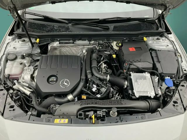 Mercedes-Benz A 200 AMG Line