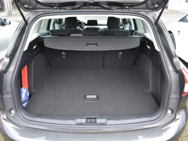 Ford Focus Cool & Connect Wagon