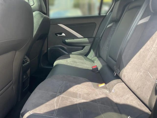 Opel Astra 1.2 Turbo Ultimate