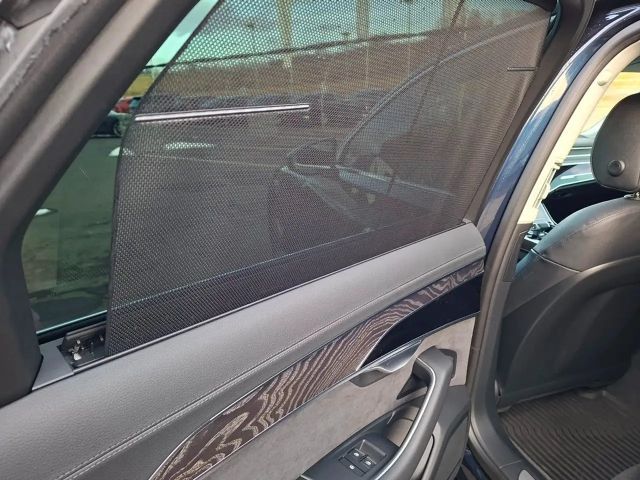 Audi A8 60 TFSI Hybride Quattro