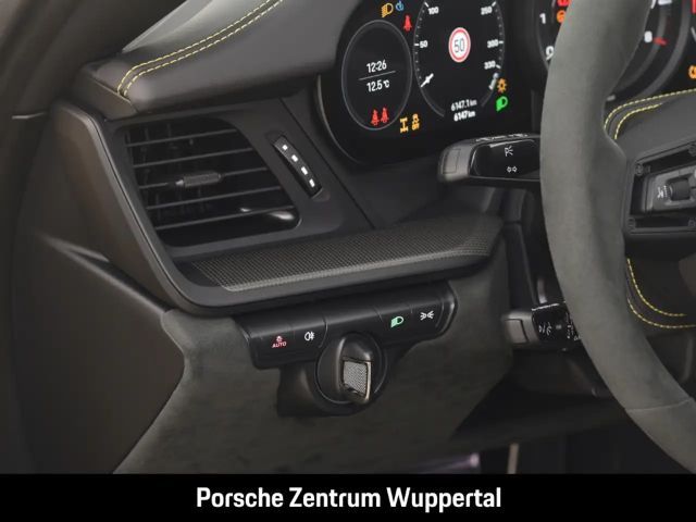 Porsche 992 4 Coupé GTS Targa