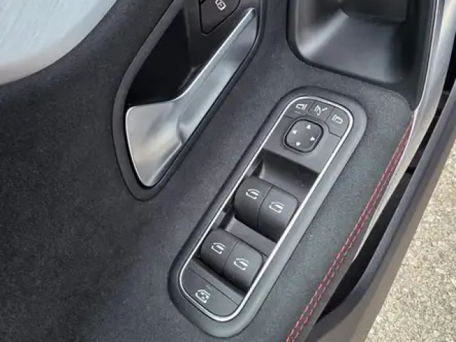 Mercedes-Benz A 200 A 200 d Hatchback