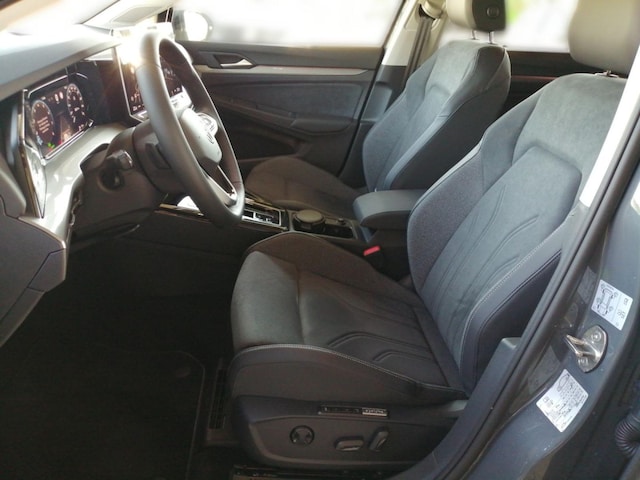 Volkswagen Golf 1.5 TSI DSG Style Variant