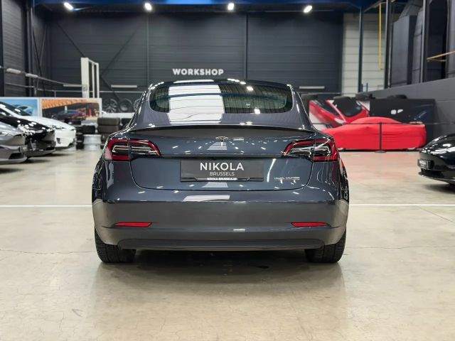 Tesla Model 3 Performance
