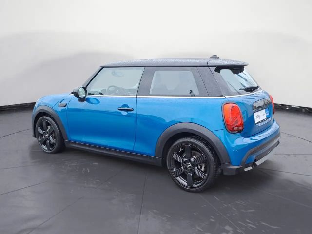 MINI Cooper Classic Trim Steptronic Navi DSG Bluetoot