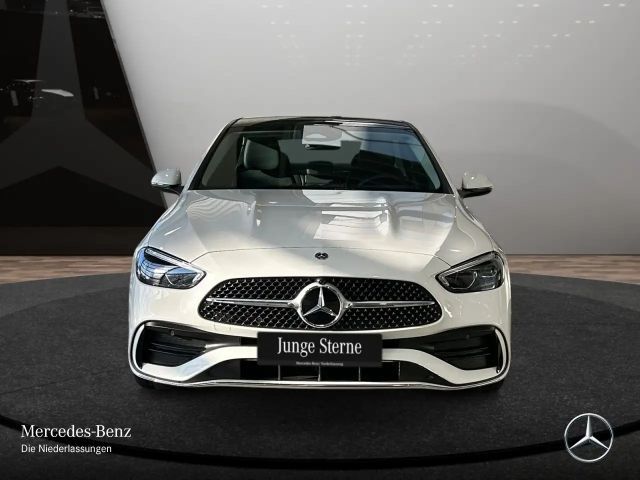 Mercedes-Benz C 180 AMG Line Sedan