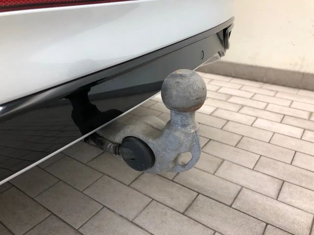 Volkswagen Tiguan 4Motion R-Line