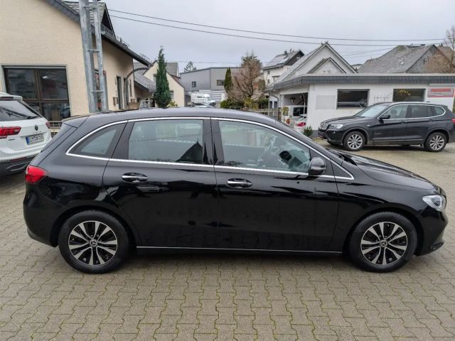 Mercedes-Benz B 200 B 200 d Progressive Sedan