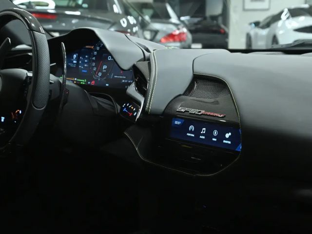 Ferrari SF90 Stradale