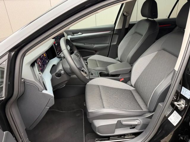 Volkswagen Golf 1.5 TSI