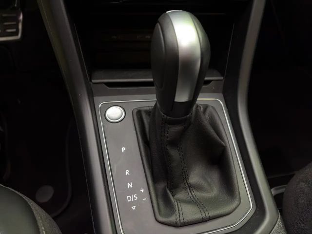 Volkswagen Touran 1.5 TSI DSG