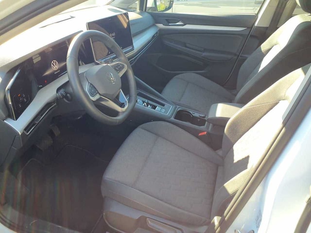 Volkswagen Golf 1.5 eTSI DSG Life Variant