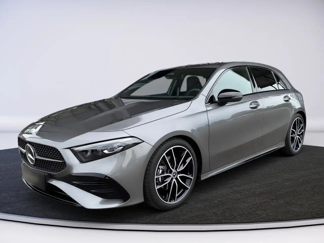 Mercedes-Benz A 180 AMG Line Hatchback