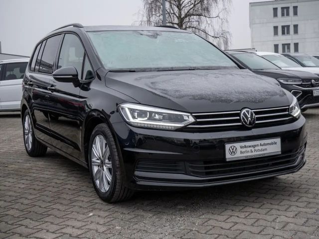 Volkswagen Touran 1.5 TSI DSG