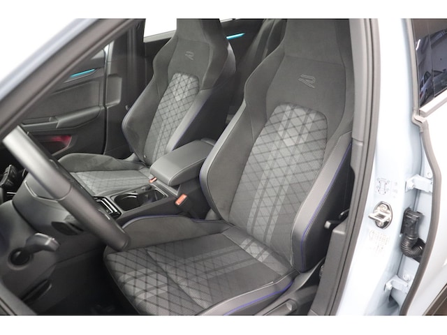 Volkswagen Golf 2.0 TDI DSG R-Line Variant