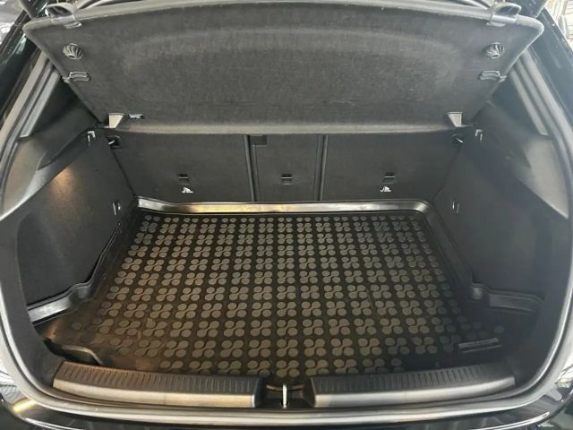 Mercedes-Benz A 200 AMG Line