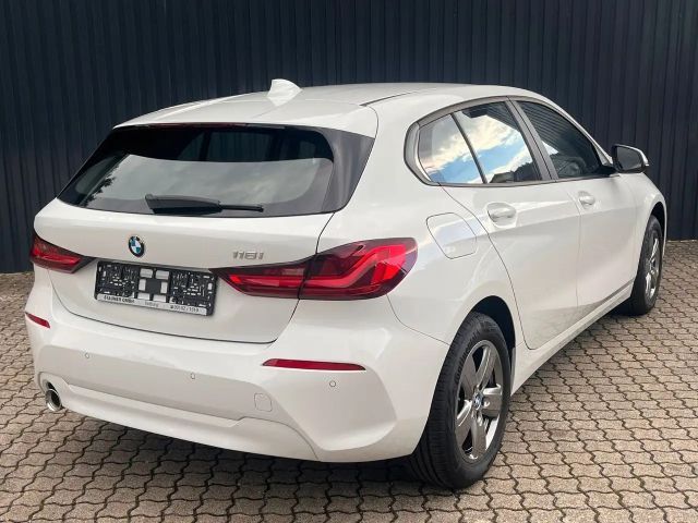 BMW 116 116i 5-deurs Sedan