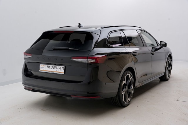 Skoda Superb 2.0 TDI Combi Sportline