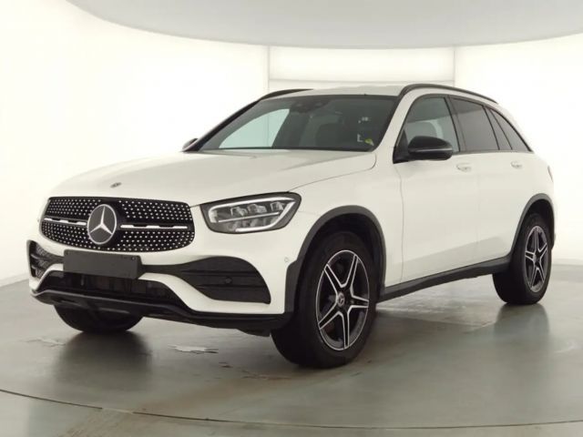 Mercedes-Benz GLC 300 de 4M:2xAMG/NIGHT/AHK/DISTRONIC+/LED/RFK