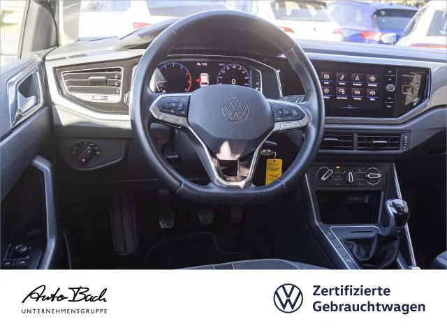 Volkswagen Polo 1.0 TSI Style