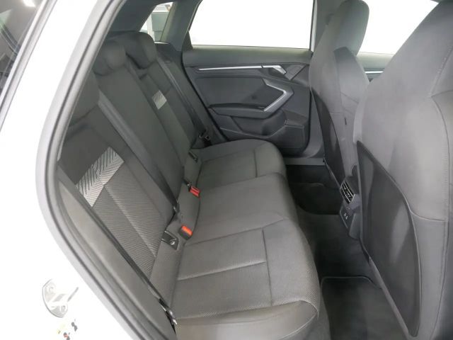 Audi A3 35 TDI S-Line Sedan Sportback