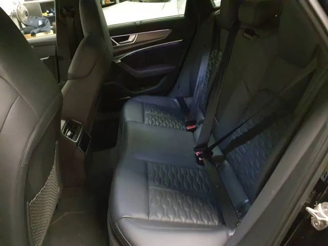 Audi RS6 Avant Quattro