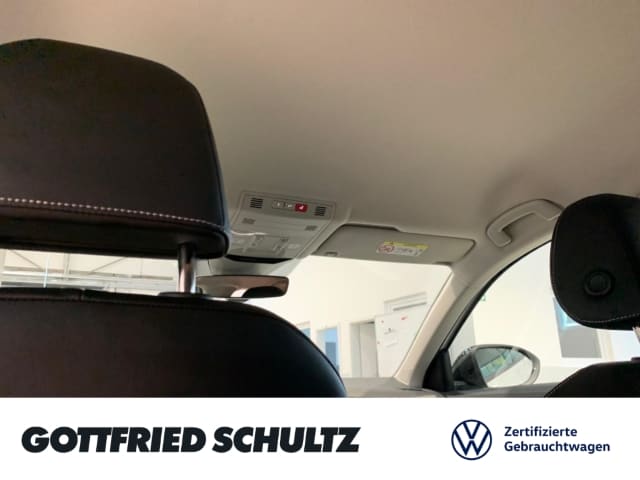Volkswagen T-Roc T-Roc GOAL TSI NAVI SITZHEIZUNG EINPARKHILFE LED