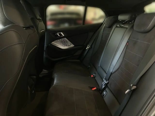 BMW 120 5-deurs Sedan