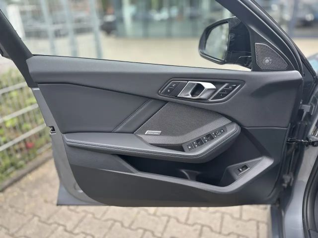 BMW 135 Sedan xDrive