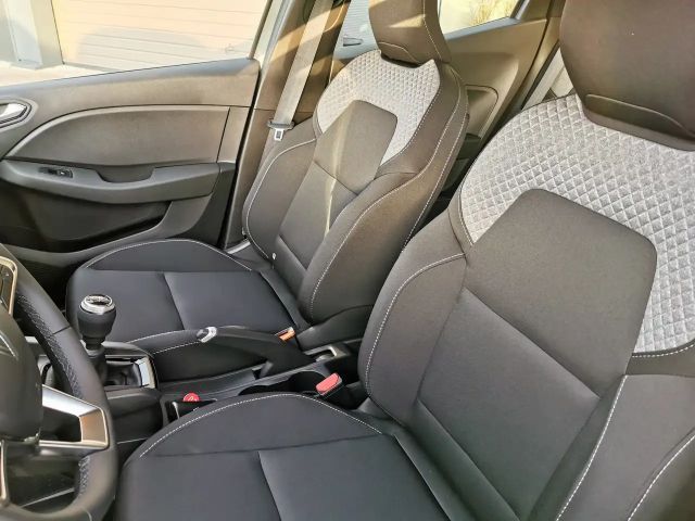 Renault Clio Evolution TCe 90