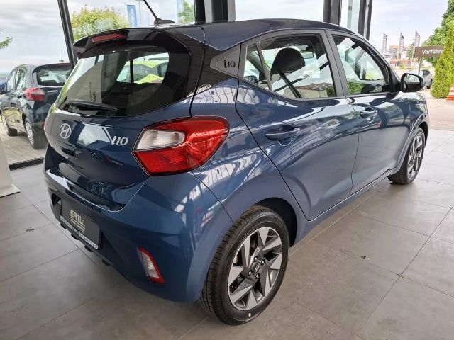 Hyundai i10 1.0 2WD Trend