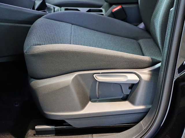 Volkswagen Caddy 5-Sitzer 1,5 l TSI 85kW 6-Gang-Schaltgetriebe Klima, PDC, APP-Connect, uvm.