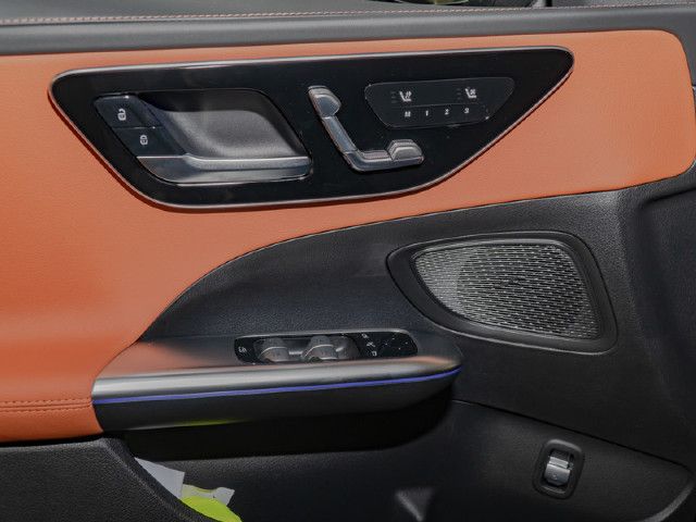 Mercedes-Benz C 200 AMG Line Sedan