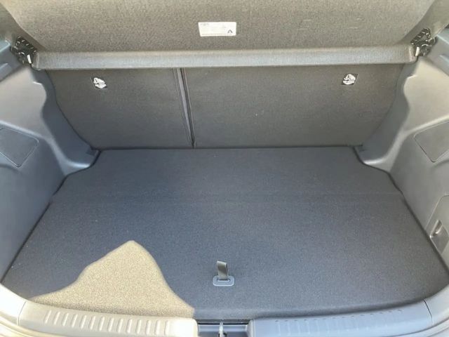 Toyota Yaris Business Hybride VVT-i