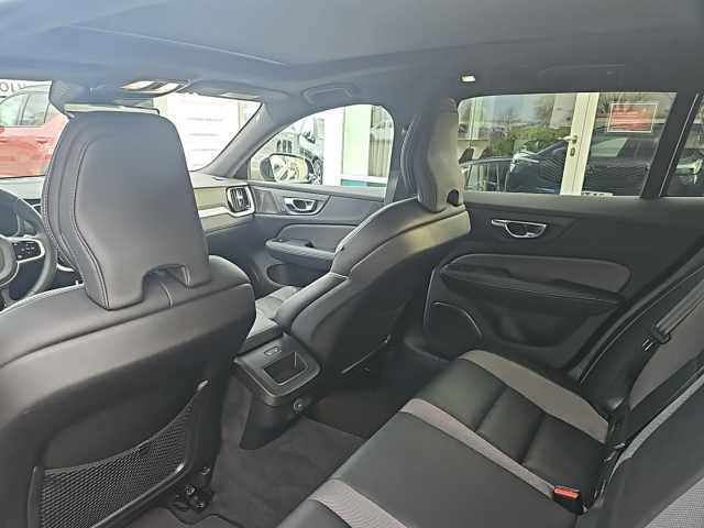 Volvo V60 Dark Plus