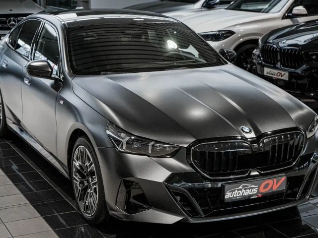 BMW 520 520d M-Sport Sedan xDrive