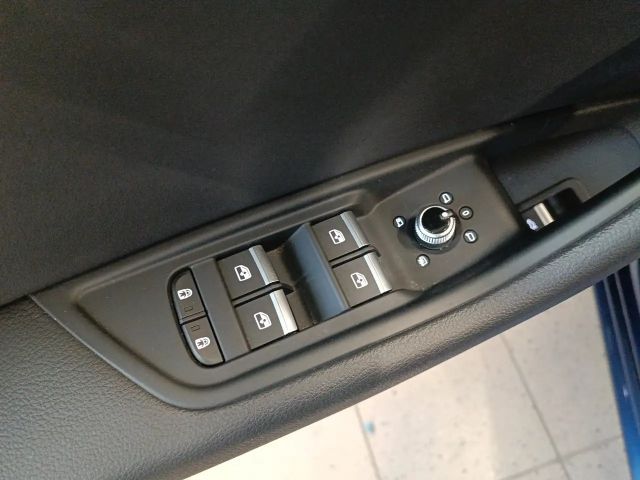 Audi A4 35 TFSI Avant S-Line