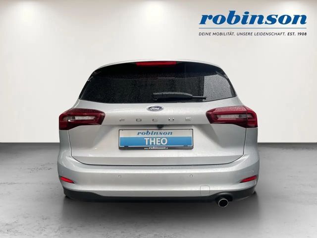 Ford Focus Titanium Wagon