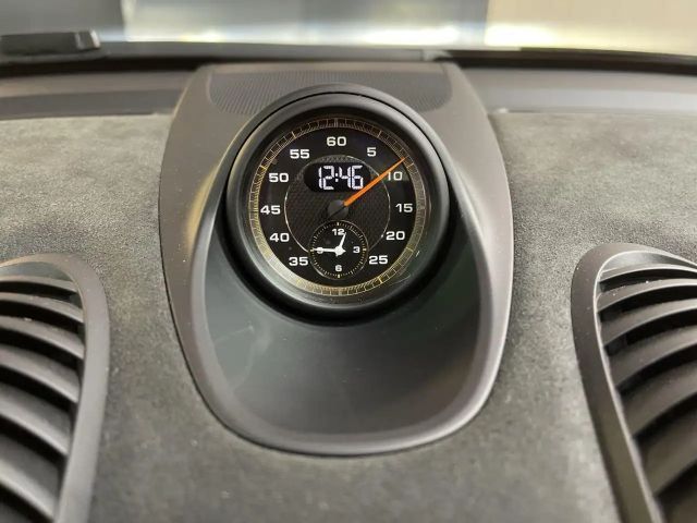 Porsche Cayman 718 RS