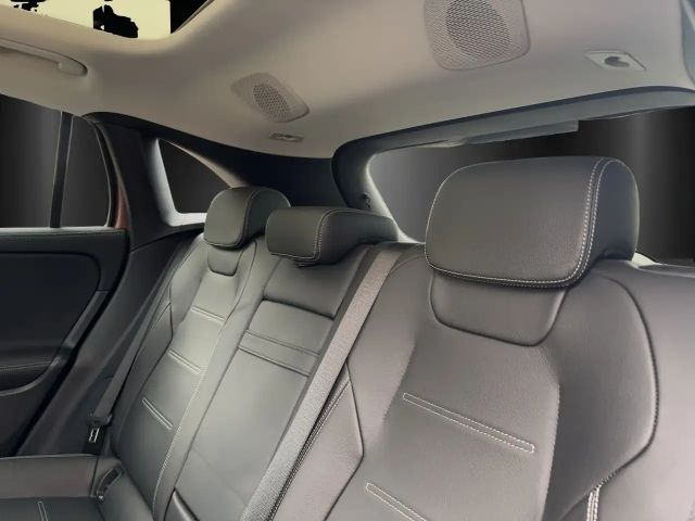 Mercedes-Benz EQA 350 4MATIC AMG Line