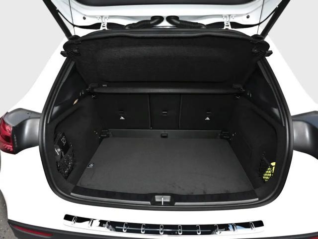 Mercedes-Benz GLA 220 4MATIC AMG Line GLA 220 d