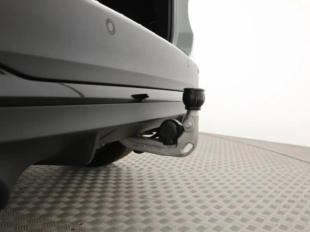 Mercedes-Benz GLA 200 AMG Line