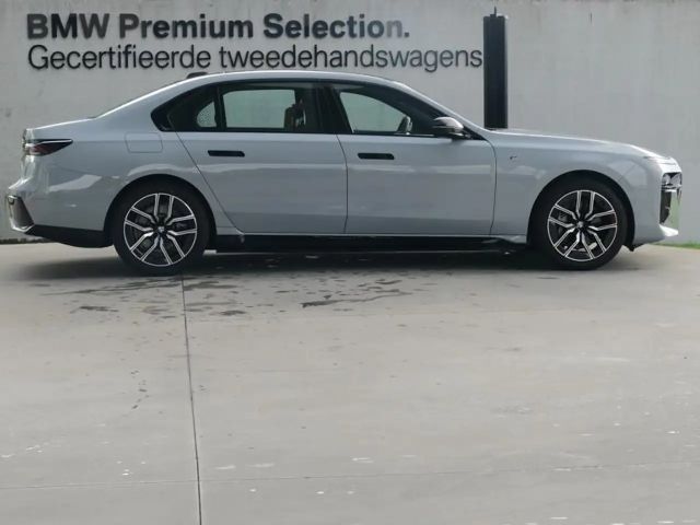 BMW i7 M-Sport Sedan