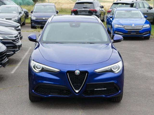 Alfa Romeo Stelvio Q4 Super
