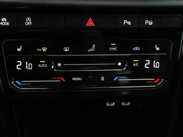 Volkswagen T-Roc 1.5 TSI DSG IQ.Drive R-Line