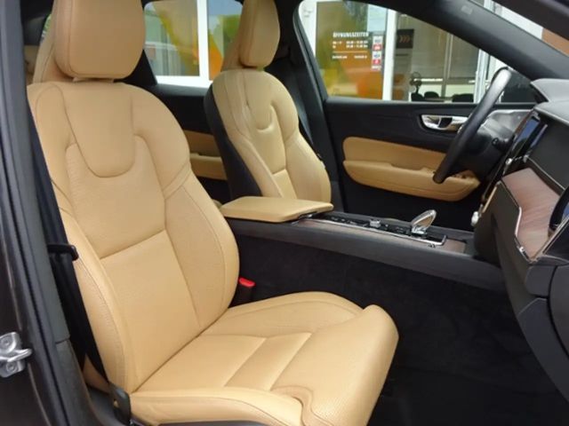 Volvo XC60 AWD Inscription T8