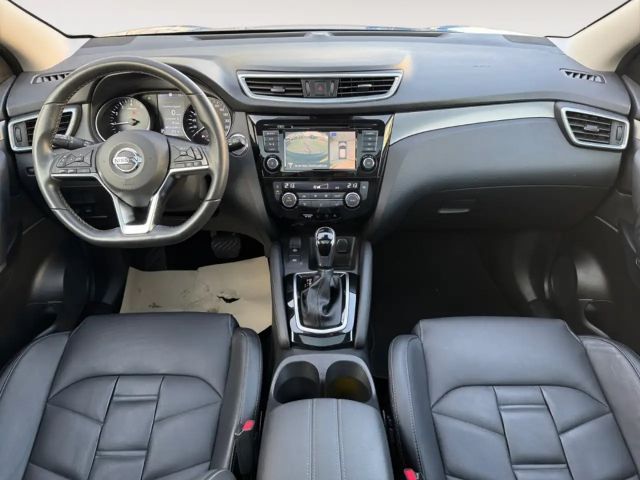 Nissan Qashqai Akari 1.3 160 PS Aut. Panorama 8Fach Bereift Navi