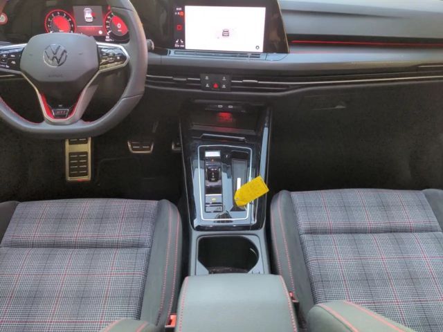 Volkswagen Golf 2.0 TSI DSG Golf VIII