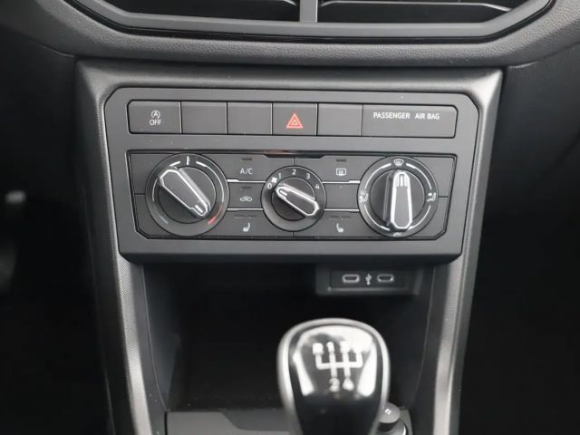 Volkswagen T-Cross 4Me TSI